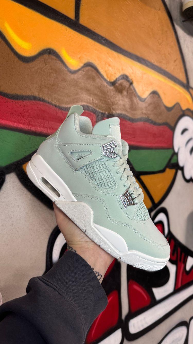 Air Jordan 4 Retro Seafoam Sail 